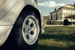 L'eleganza delle supercar sbarca a Firenze: a Villa La Massa sfilano le icone dagli anni '90 a oggi