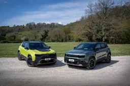 La nuova Jeep Avenger cambia cuore e listino: addio al vecchio motore, la nuova gamma parte da 25.700 euro