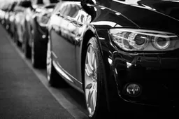 Truffa del contachilometri: l'inganno si evolve e colpisce anche le auto elettriche