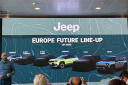Jeep svela i suoi piani fino al 2030: arrivano tre nuovi SUV, c'è l'erede di Renegade