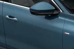 Il gigante dei Quattro Anelli si rinnova: a ridosso dell'estate arriva la nuova Audi Q7