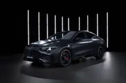 Da 0 a 100 in 2,7 secondi e ricarica lampo: anche la Mercedes-AMG CLA 45 4MATIC+ è diventata elettrica