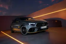Arriva la Mercedes AMG A 45 S Final Edition: Mercedes stacca la spina al mostro da 421 CV