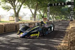 CUPRA accelera a Goodwood: svelata la Leon da corsa da 500 CV e la nuova Formula E da 816 CV