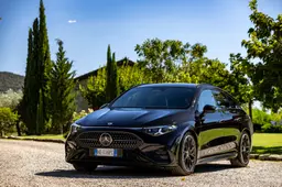 Ho guidato la Mercedes CLA Shooting Brake 200 hybrid: spazio e tecnologia per viaggiare