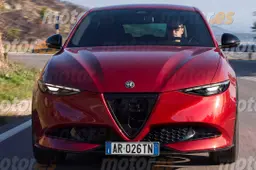 400 CV e trazione integrale: l'erede dell'Alfa Romeo Giulietta prepara il ritorno in versione Quadrifoglio