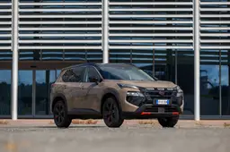 25 anni di Nissan X TRAIL: il SUV svela la nuova anima avventurosa N-TREK