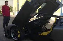 Un bolide stealth da 4 milioni di euro: Ibrahimovic ritira la sua nuova Ferrari (e il suo garage raggiunge cifre folli)