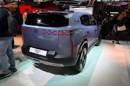 Meno di 20.000 euro per avere 600 litri di bagagliaio: ecco la FIAT che sfida tutte