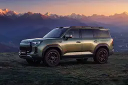 Chery svela la nuova gamma Tiggo 7 e X7: motori ibridi, trazione integrale e spazio modulabile