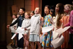 On-stage-w-scaled-990x500