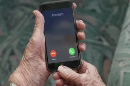 telefoon-bejaarde-anoniem-bellen