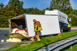 HEITINK_20261005_aanhangwagen_met_isolatie_schuim_kantelt_in_wijchen_8