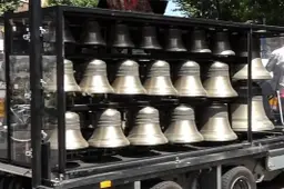 carillon-1068x712