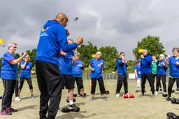 Clubhuis De Derde Helft - Arnold Vanderleyde
