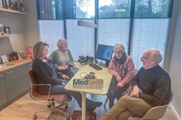 Aspirant Medgezellen in overleg met huisarts