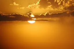 sun 935850 1280