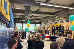 opening autoherstel curio