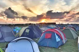 Reisverzekeringvergoedtgestolentelefoonuitfestivaltentnietslaapzakenkledingwel