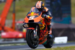 MotoGP, Brno: Johann Zarco regala a KTM la prima fila