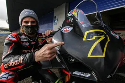 Superbike, Chaz Davies salterà i test a Misano causa quarantena!