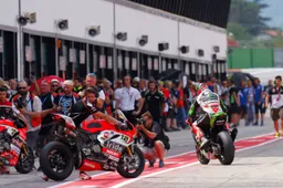 Superbike: nuovo format per i weekend di gara