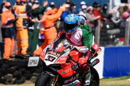 Superbike Phillip Island, Marco Melandri: "Ero incazzato nero, ora me la godo"