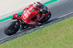 CIV Superbike: Michele Pirro si prende la pole