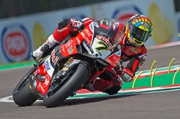 Superbike Imola: Incredibile, Davies e Rea pari al millesimo!