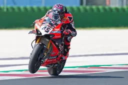 Superbike Test Misano: Scott Redding fa subito la voce grossa