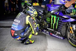 MotoGP, Valentino Rossi: il problema è lo stile di guida
