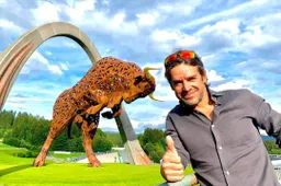 MotoGP, Carlos Checa: "Per Valentino Rossi sarà difficile vincere ancora"