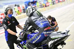 MotoGP, Austria: Viñales vola nelle FP3 miste, Rossi in Q1