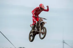 Motocross: Andrea Bonacorsi è campione EMX125 2020!