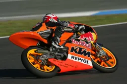 125cc: Harald Bartol "Marquez corre sopra ai problemi"