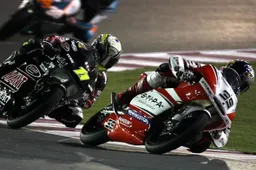 125cc: Losail esalta la lotta tra Krummenacher e Cortese