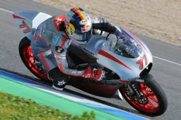 125cc: cresce la Mahindra, protagonista con Webb e Schrotter