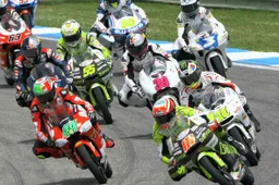 125cc: a Le Mans quarto round 2011, Terol insegue il poker