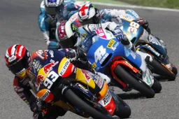 125cc: a Silverstone con quattro piloti per la vittoria