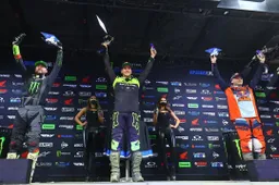 AMA Supercross: Ken Roczen ad Indianapolis si prende tutto