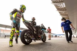 MotoGP, Valentino Rossi portacolori dell'orgoglio italiano