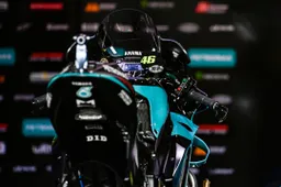 MotoGP, Valentino Rossi esclude ipotesi hard. Zeelenberg: "Ci rialzeremo"