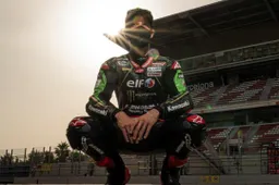 Jonathan Rea e Valentino Rossi destini diversi "Se corro ancora a 41 anni, ditemi di smettere""