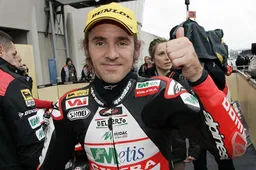 CIV 2018: Il team MotoZoo Racing ingaggia Roberto Locatelli