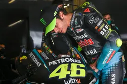 MotoGP, Valentino Rossi: "Nel 2006 ho buttato un titolo, nel 2015 il furto"