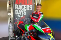 Max Biaggi: "Valentino Rossi ed io eravamo dilettanti allo sbaraglio"