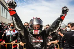 Superbike, Jonathan Rea: "Fantastico inseguire Valentino Rossi"