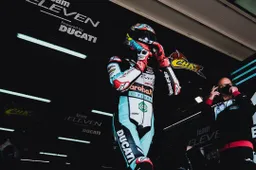 Superbike, Chaz Davies critica Ducati: "Nessun progresso, servono soldi"