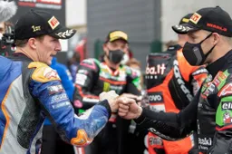 Superbike, Jonathan Rea: "Troppo tardi per cambiare le gomme"