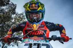 Motocross, Tony Cairoli: lieve infortunio prima del Mondiale